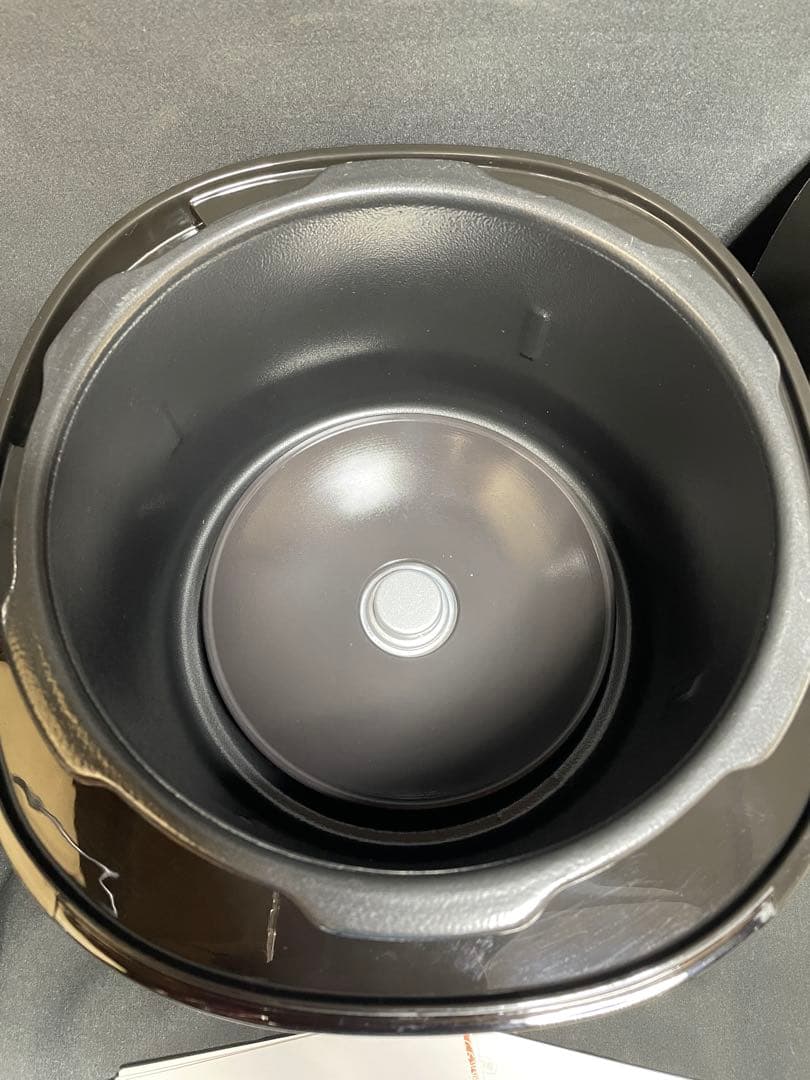 【未使用品】T-fal 家庭用圧力鍋 CY3518JP 黒　1004051013