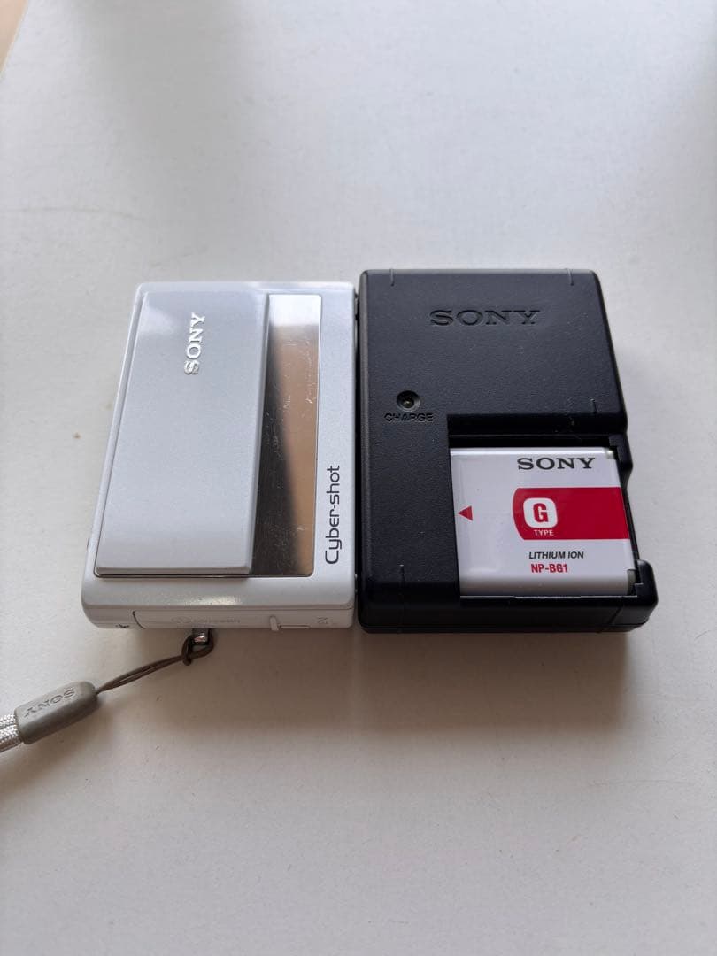 SONY Cyber-shotコンパクトデジタルカメラ