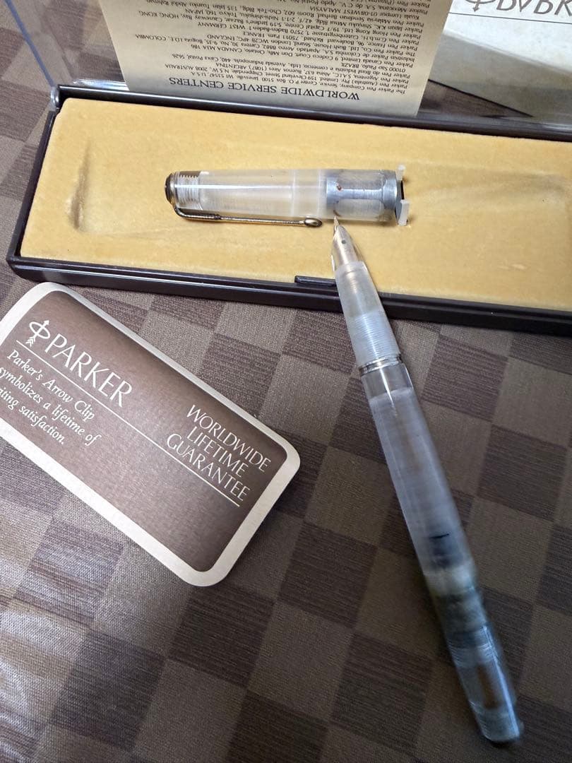 パーカー万年筆透明なペン、珍しい