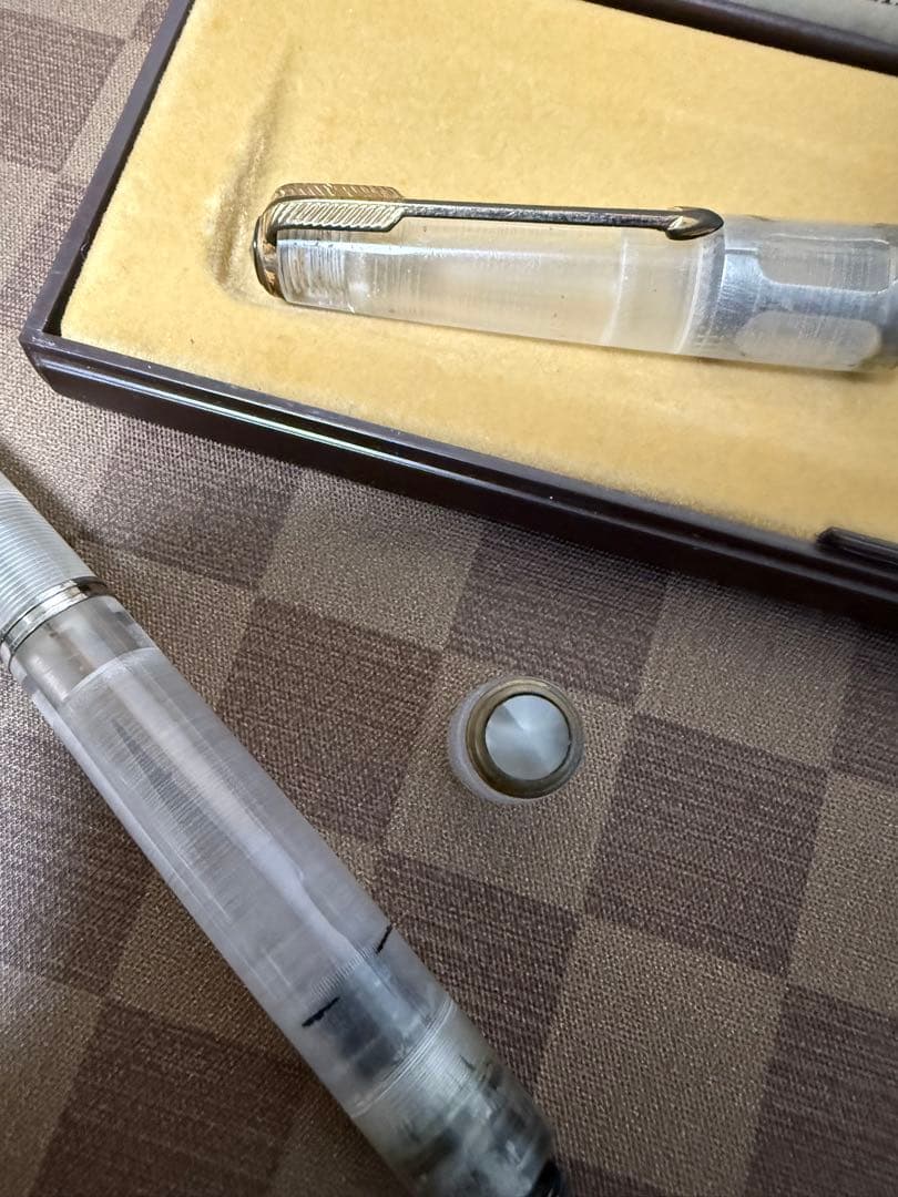 パーカー万年筆透明なペン、珍しい