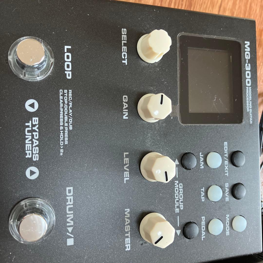 NUX MG-300 モデリングギタープロセッサー