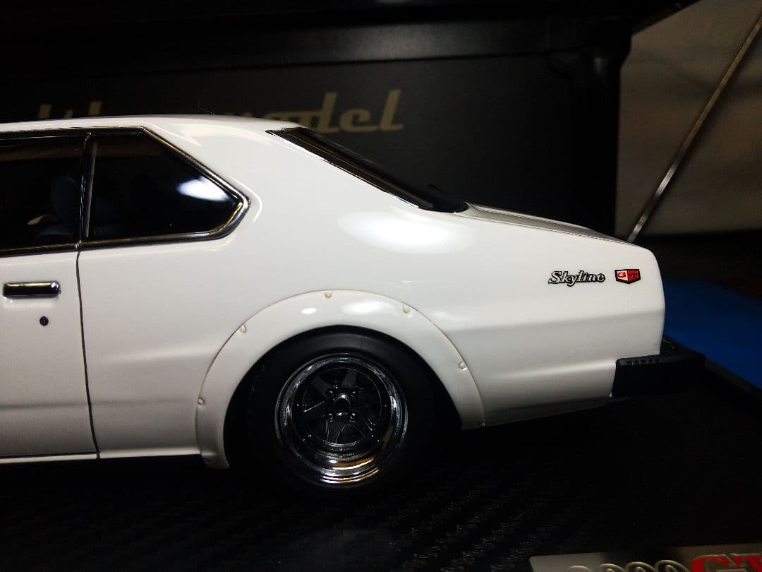 1/18 スカイライン 2000 GT-ES C210 ジャパン IG3231