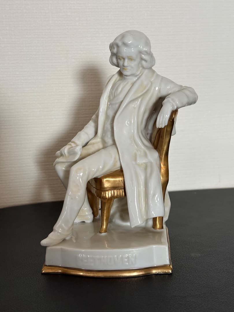 アンティーク磁器人形 【バッハ・ベートーベン・シューベルト 3大作曲家】