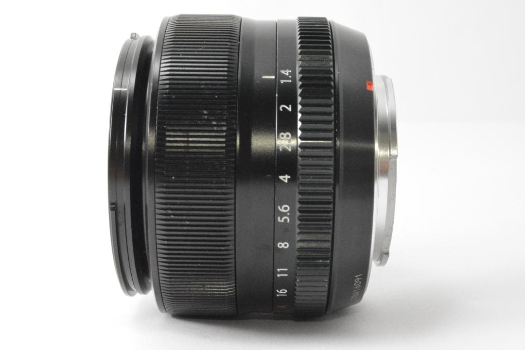 フジフィルム　Fujifilm XF 35mm F1.4