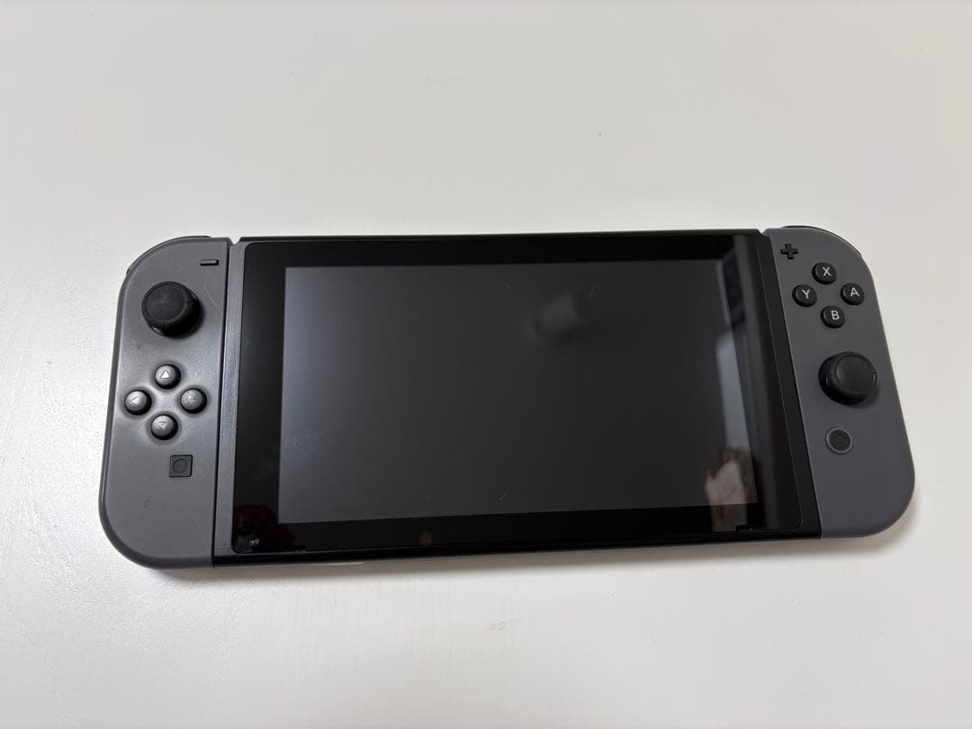 ゆ*き様 Nintendo Switch 本体 + コントローラー + 充電器