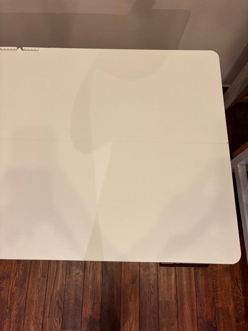 Claiks 電動昇降式デスク　ホワイト　高さ72cm-118cm