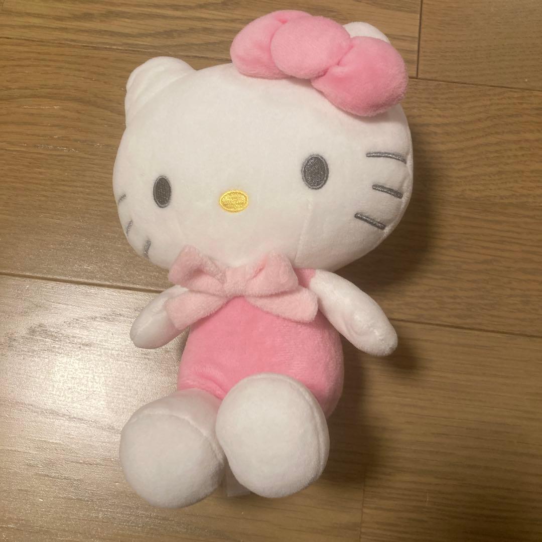 キティちゃん　ぬいぐるみ