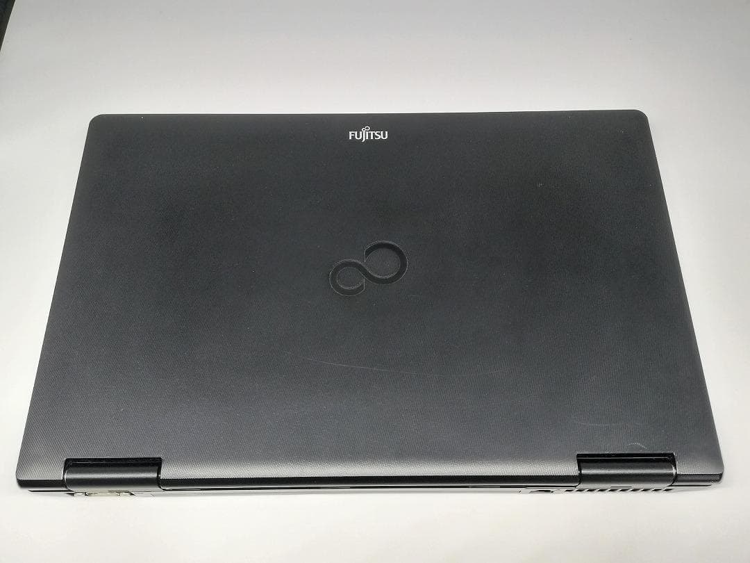 【FUJITSU】爆速 Core i7/新品SSD256GBノートパソコン B2