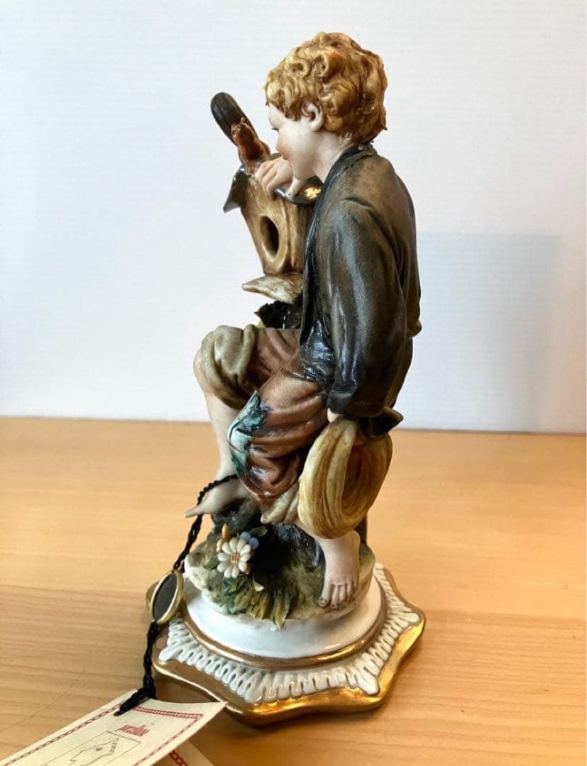 新品保管品　カポディモンテ　 CAPODIMONTE　置物　イタリア