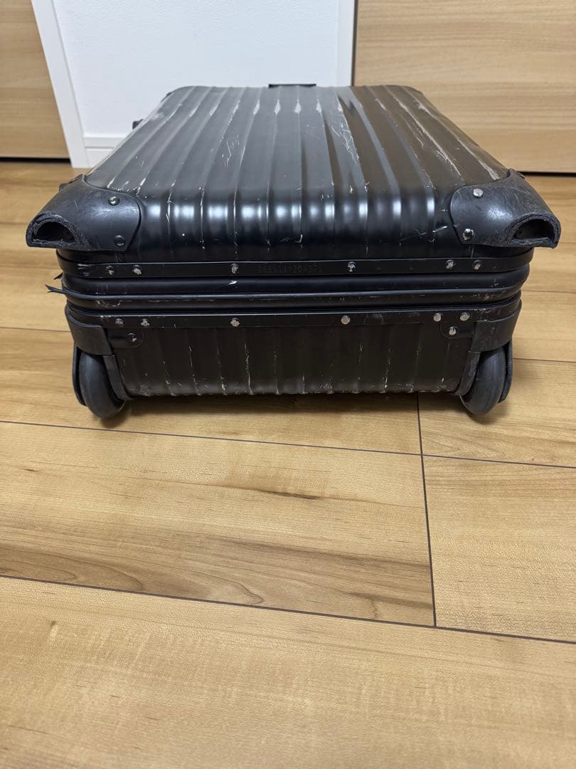 RIMOWA TOPAS 32L 2輪