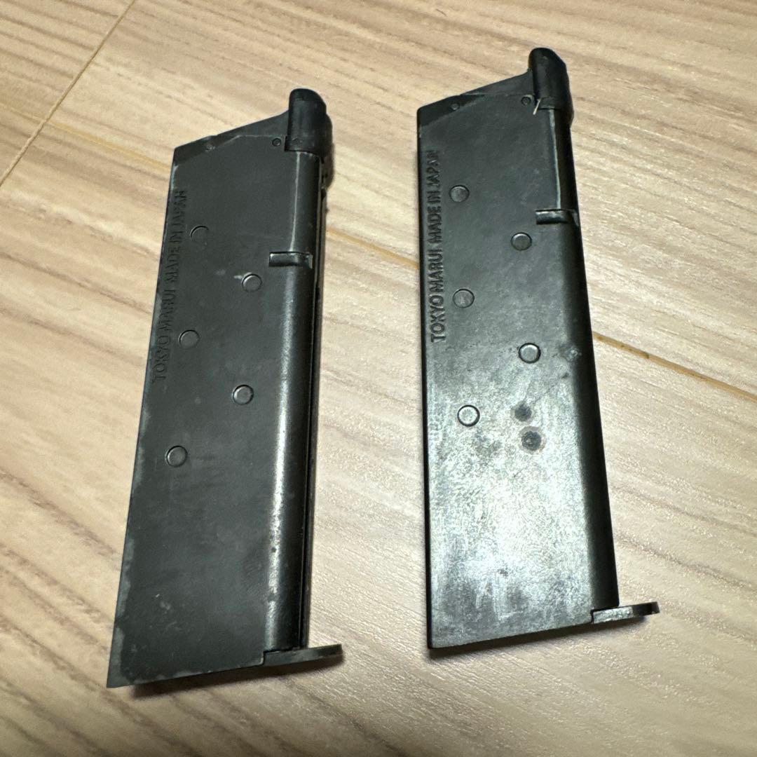 マルイ　コルトM1911モデルガン 予備マガジンなど