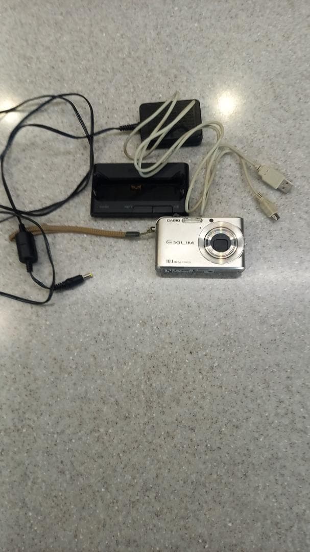 CASIO Exilim EX-Z1000 10.1メガピクセル