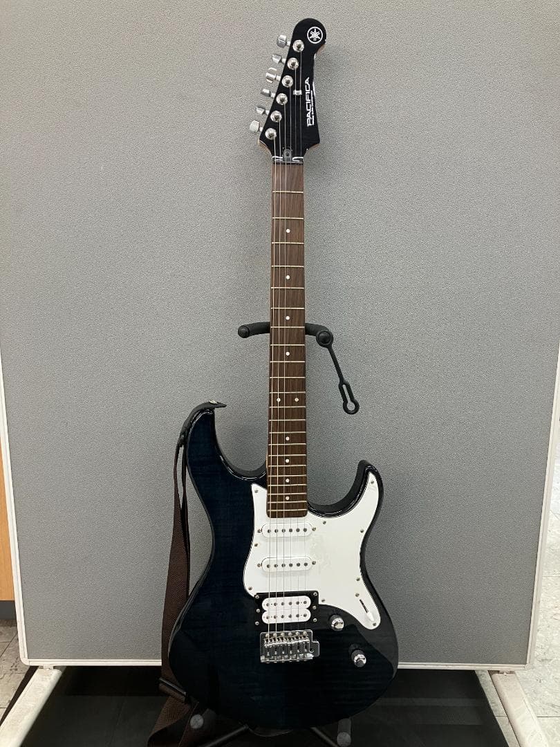 YAMAHA エレキギター PAC212VFM