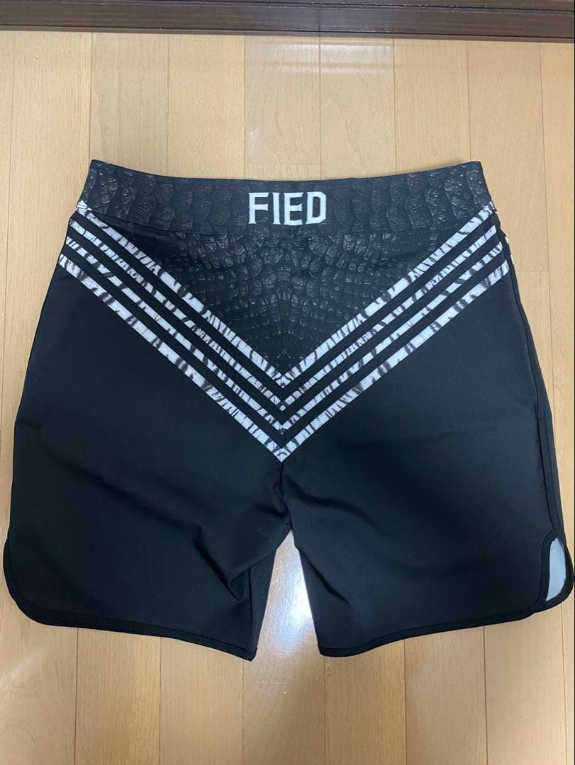 水着・ラッシュガード Kodoni58