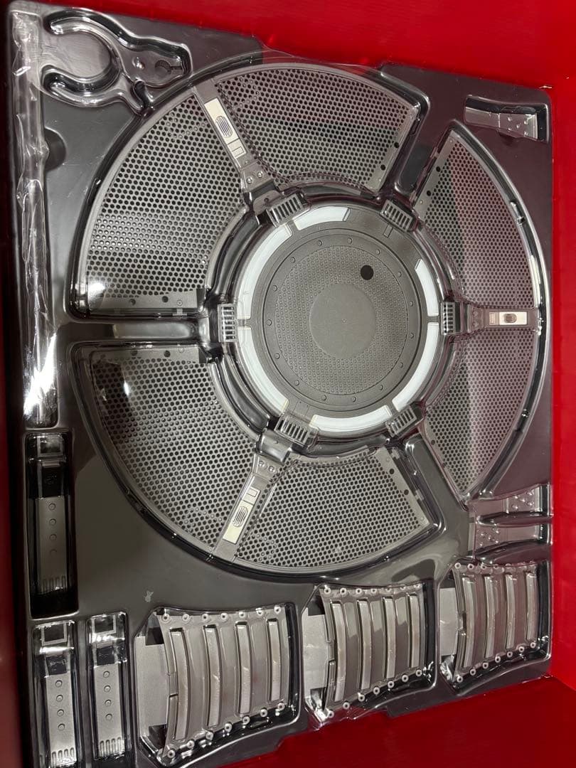 ムービー・マスターピース１／６スケールフィギュア　トニー・スターク（開発作業版）