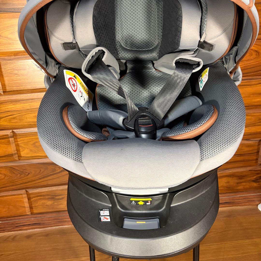 未使用級 エールべべ クルット R ウィISOFIX対応 チャイルドシート