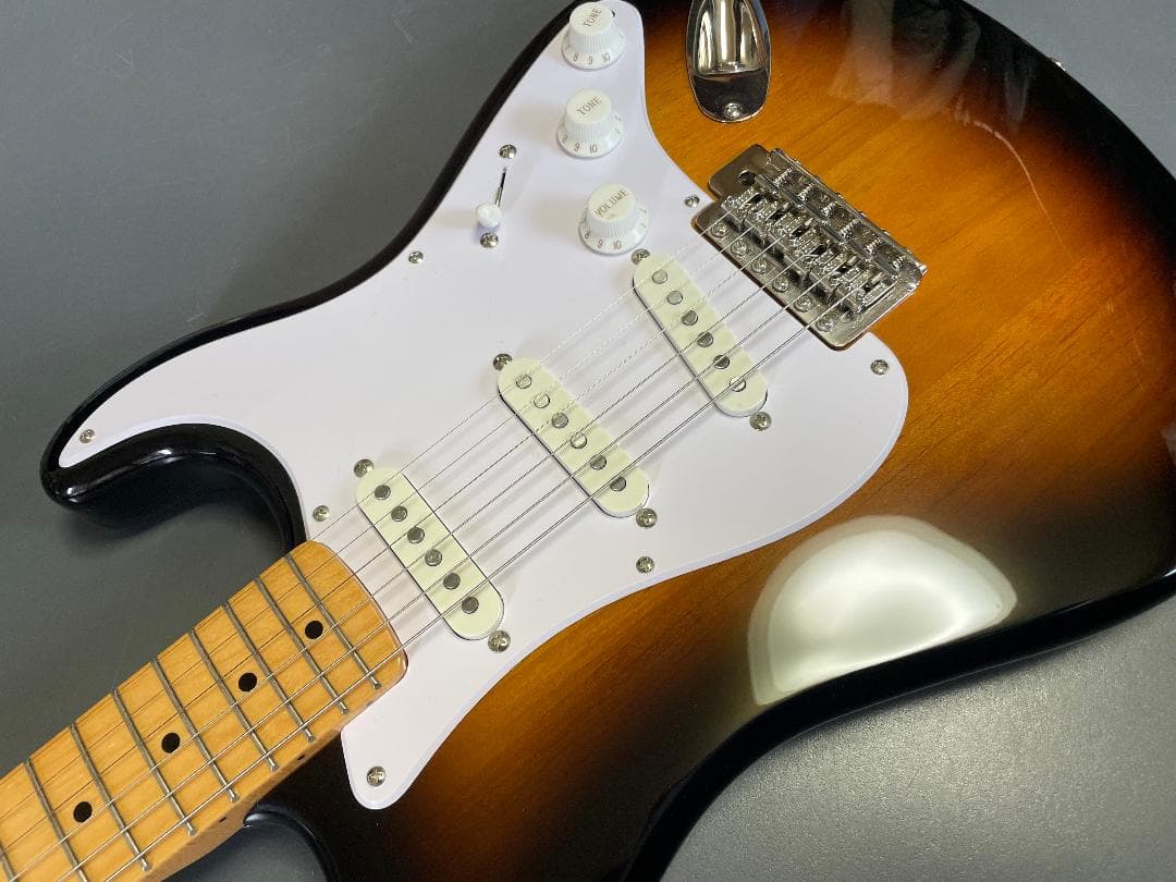 ギター squier classic vibe stratocaster '50s