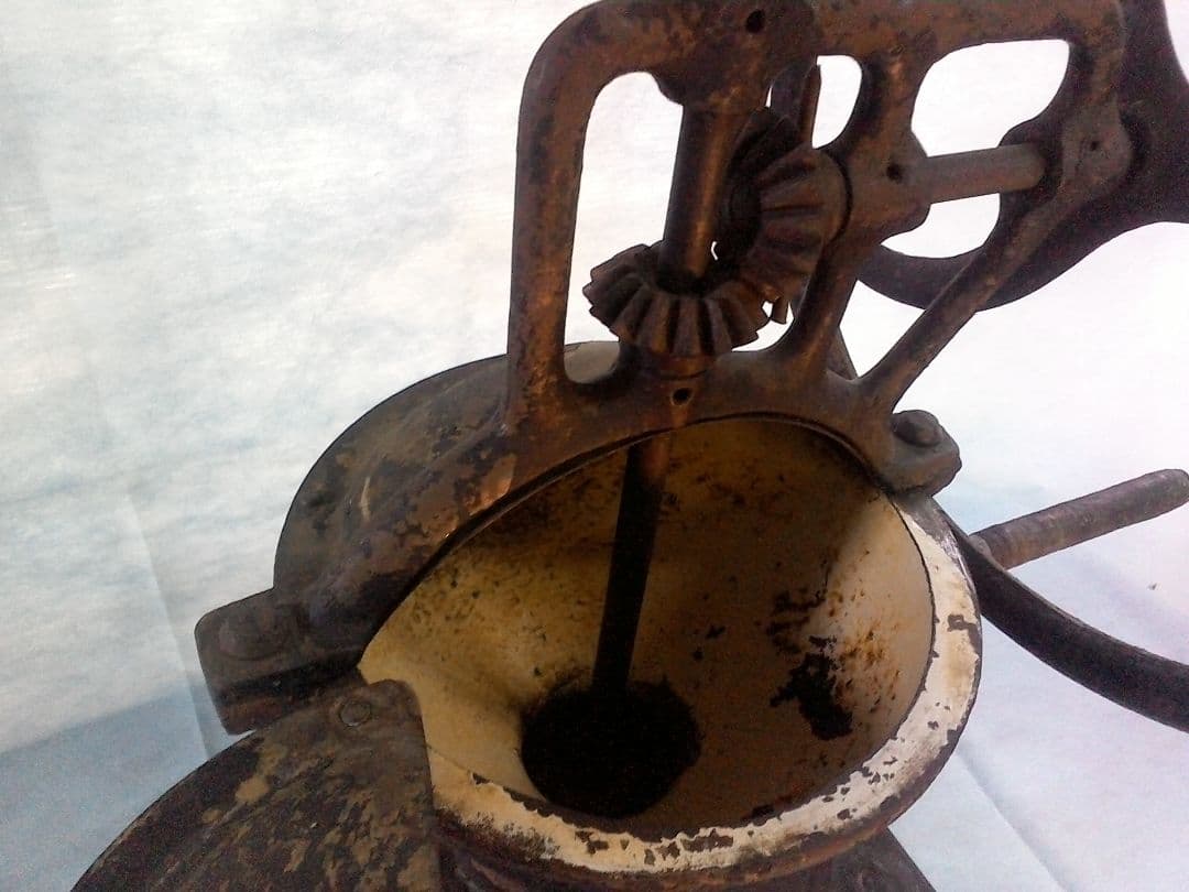 アンティークコーヒーミル　西洋　大型ミル