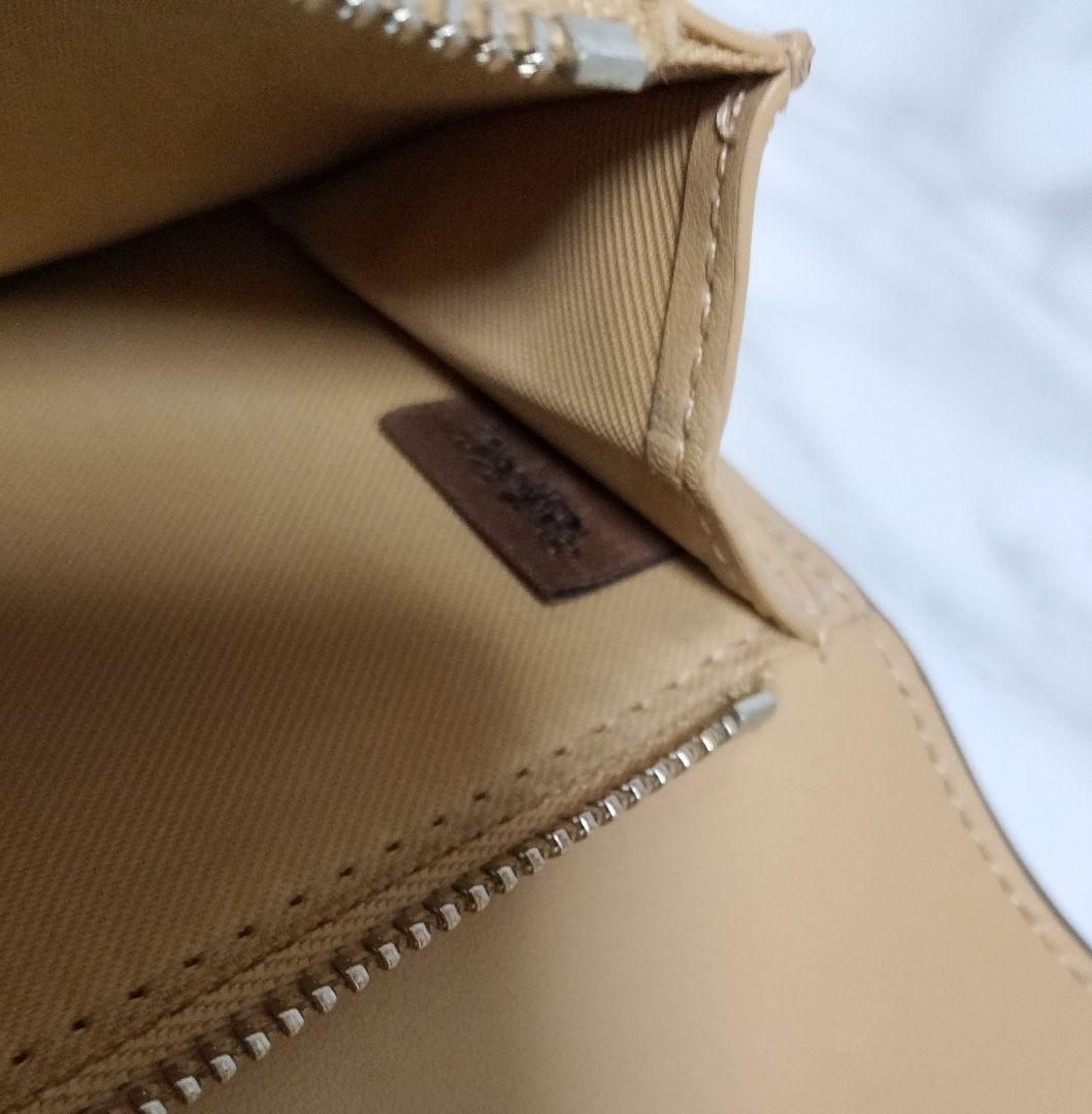 【美品】COACH コーチ エッセンシャルミディアムフラップウォレット