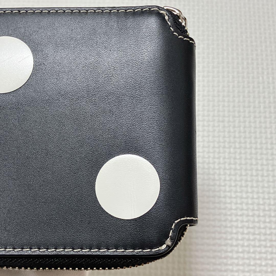 未使用TORY BURCH トリーバーチ　レザーラウンドジップ二つ折り財布　黒