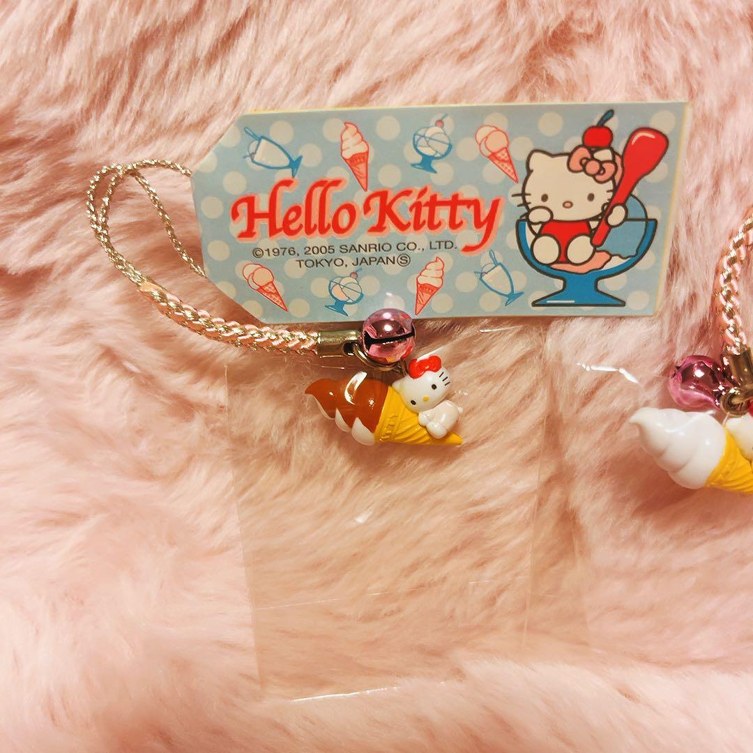 希少レア　ハローキティ　根付け　スイーツ　ソフトクリーム　パフェ　2005