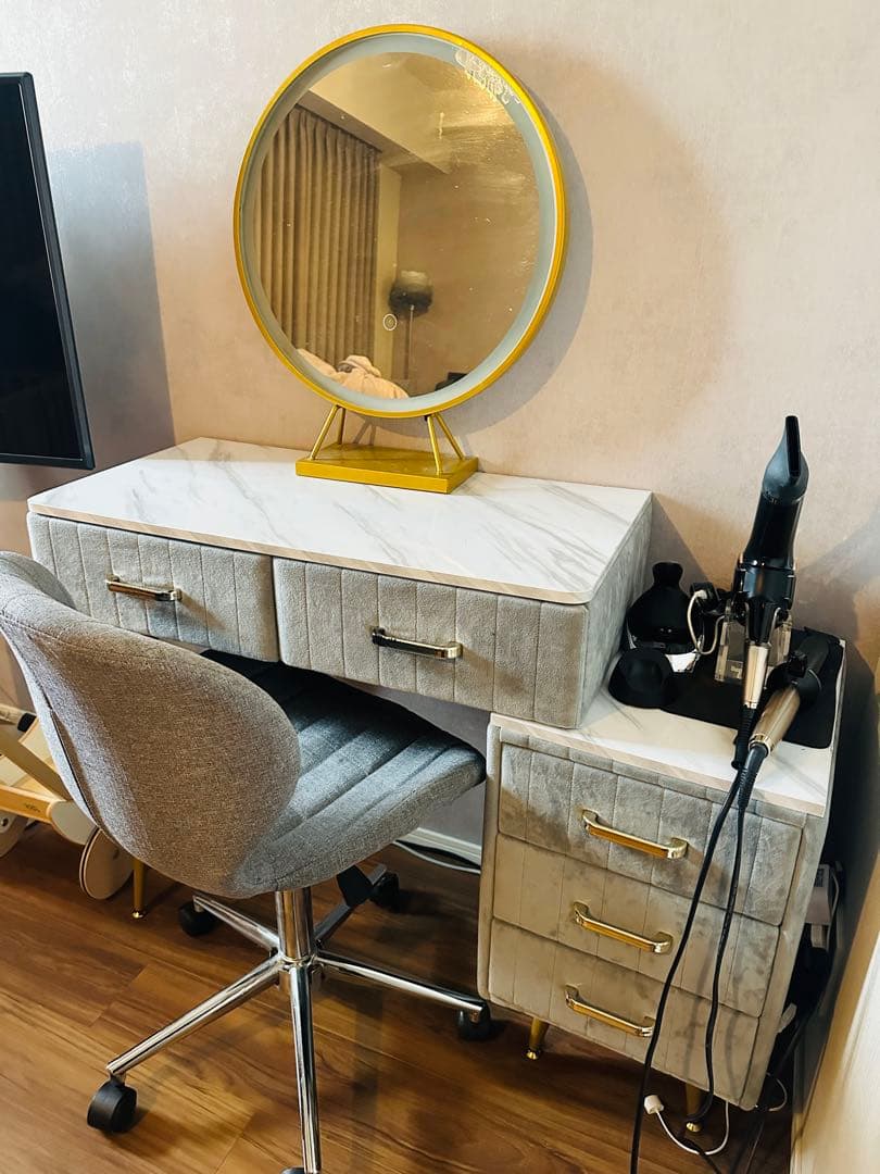 大阪市北区引き取り限定　ドレッサー　姫ドレッサー