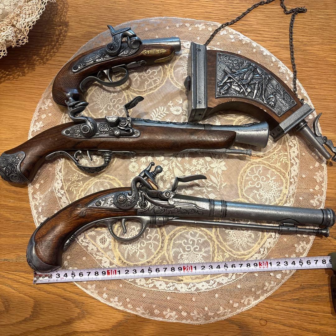 レプリカ　デリンジャー フィラデルフィア モデルガン　火薬入れ４点アンティーク
