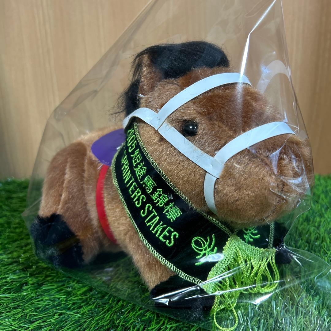 サイレントウィットネス Sサイズ 香港競馬 ぬいぐるみ