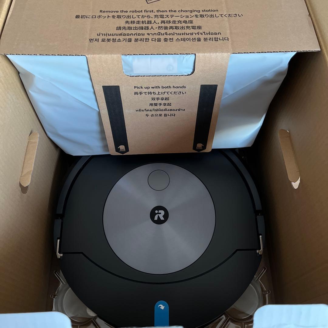 【未使用】アイロボットルンバコンボj7+ 掃除機&床拭きロボット+クリーンベース
