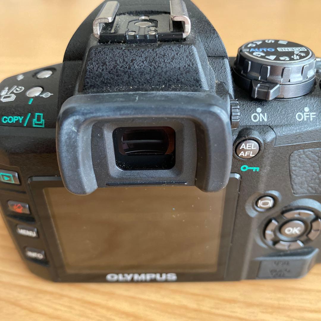 中古品　OLYMPUS E-410 デジタル一眼レフカメラ　レンズセット