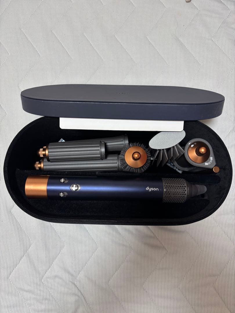 Dyson Airwrap ヘアスタイラー（限定色 ダークブルー/コッパー）