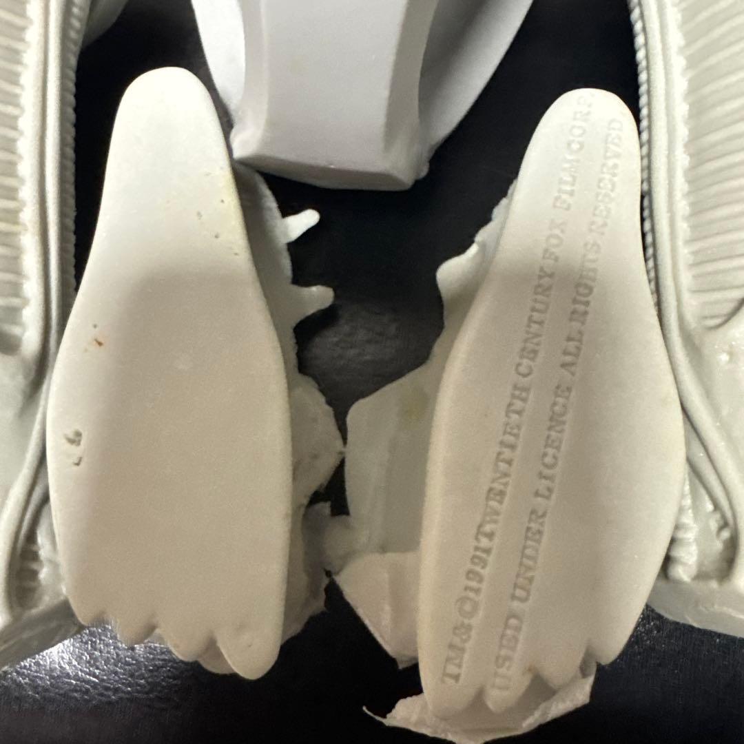 エイリアン　フィギュア　ソフビ　未塗装　組み立て未完成