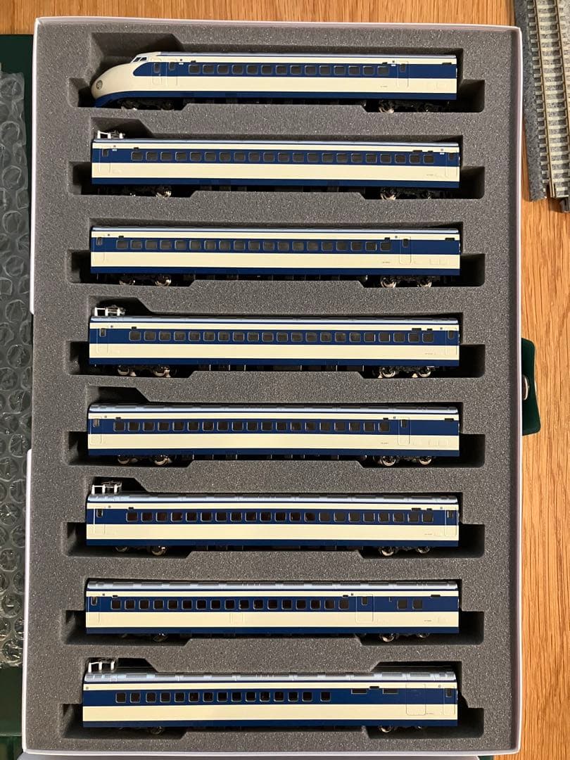 KATO 0系2000番台新幹線「ひかり・こだま」 基本+増結 16両
