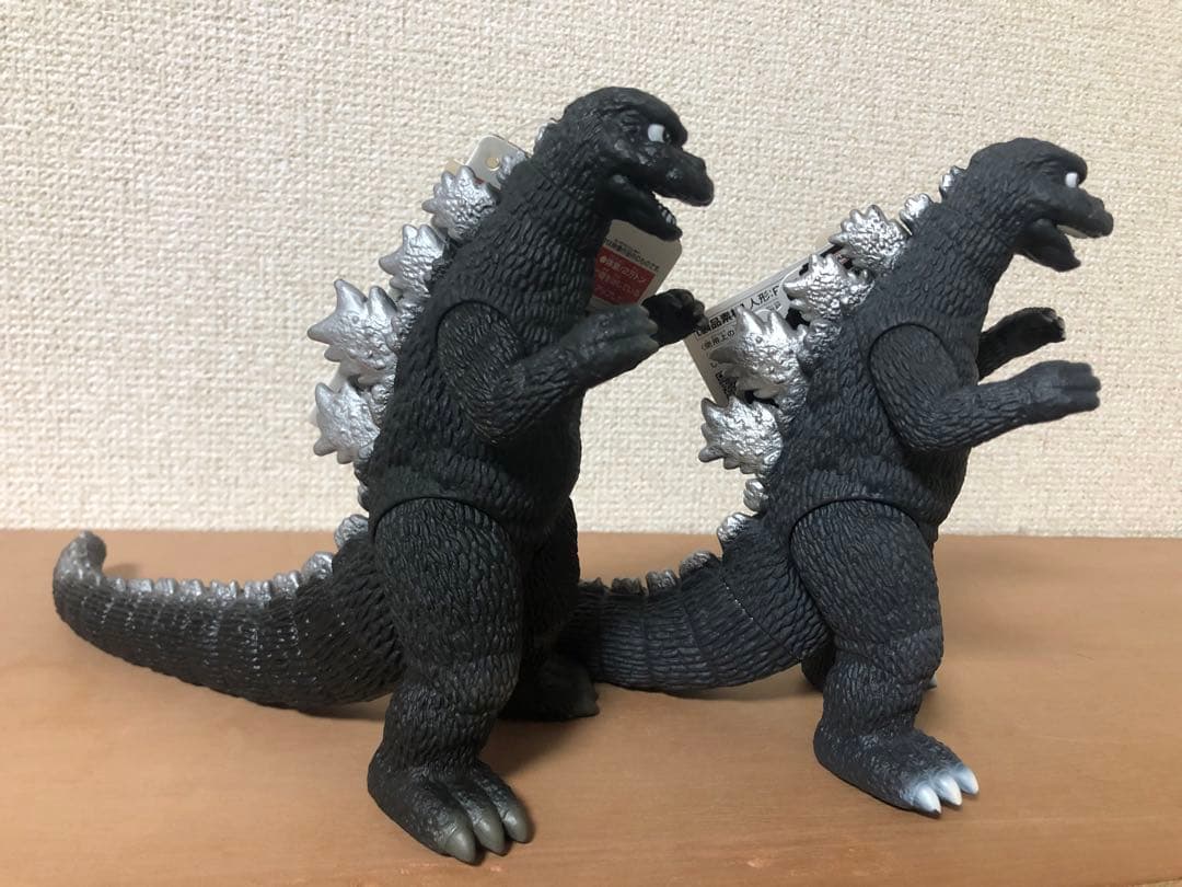 ゴジラ1974フィギュアセット★バンダイ製　ゴジラタグ付き