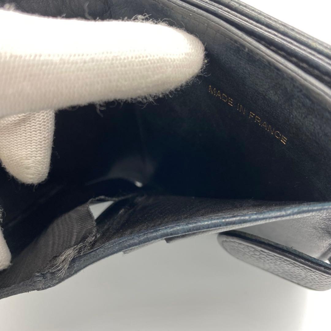 ！美品！　CHANEL シャネル　キャビアスキン　折り財布