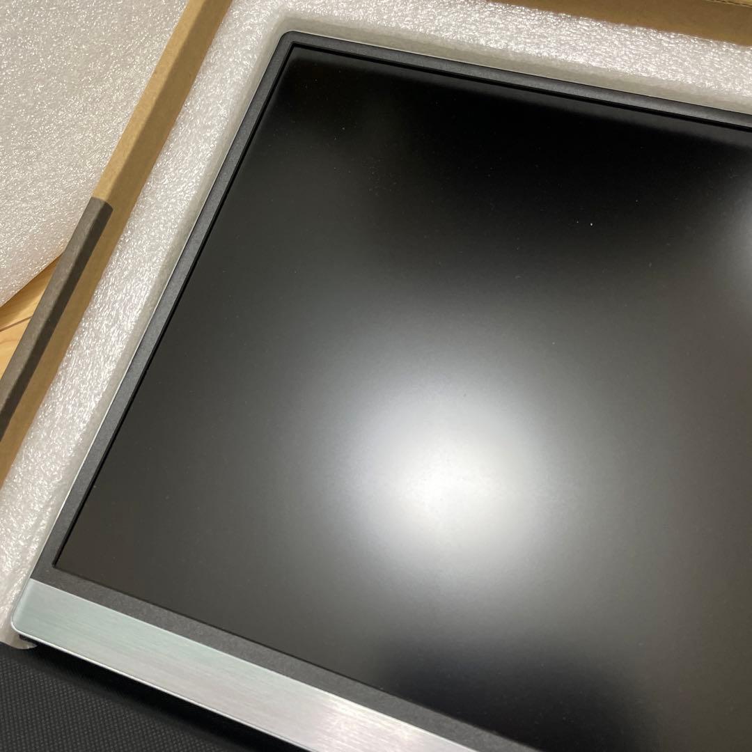 YAMAZEN 15.6インチ 4K モバイルモニター QMM4K-156