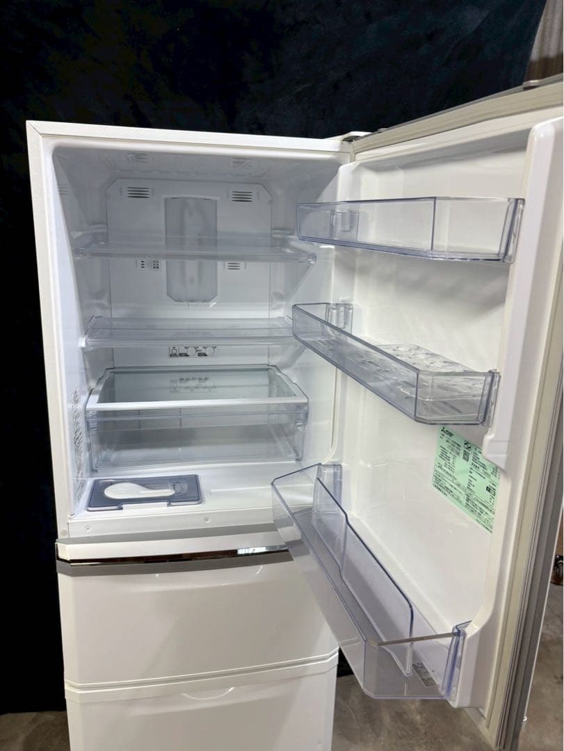 三菱 冷蔵庫 MR-C34A-W 2017年製 335L 右開き