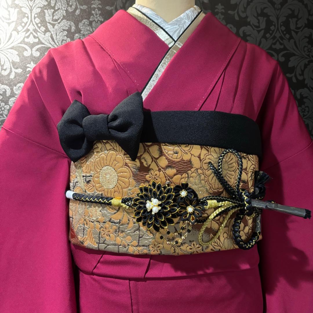 美品　牡丹　無地　金糸　珍品　逸品　振袖　フルセット 振り袖