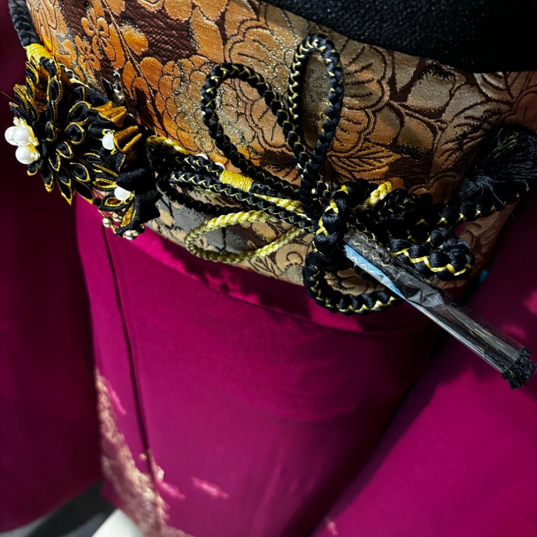 美品　牡丹　無地　金糸　珍品　逸品　振袖　フルセット 振り袖