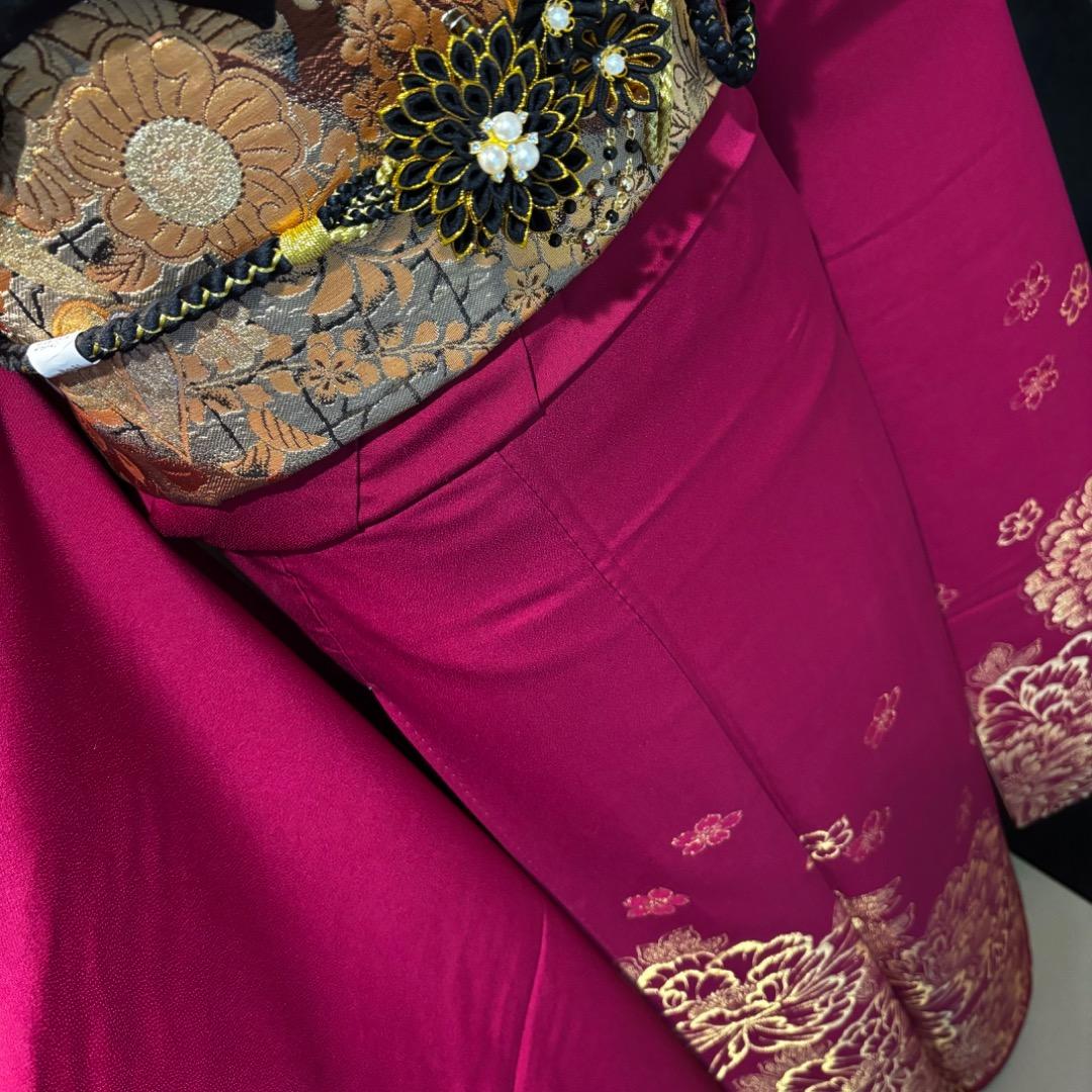 美品　牡丹　無地　金糸　珍品　逸品　振袖　フルセット 振り袖
