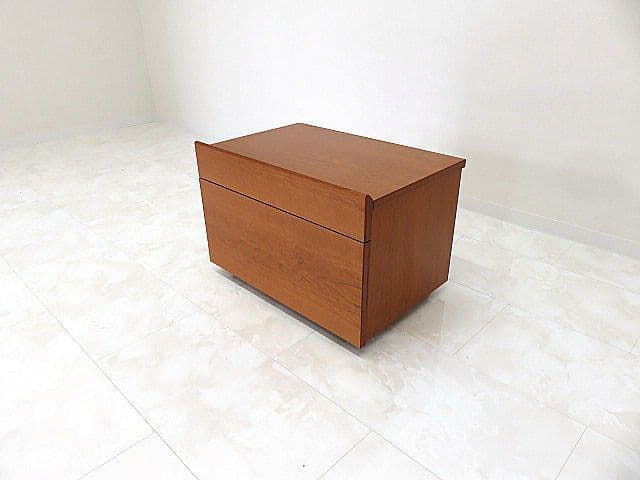 展示品 イタリア ポリフォルム リフトアップサイドテーブル　リフティングテーブル