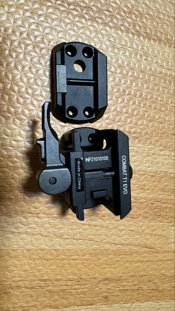 ノーベルアームズ　COMBAT T1 EVO ドットサイトです