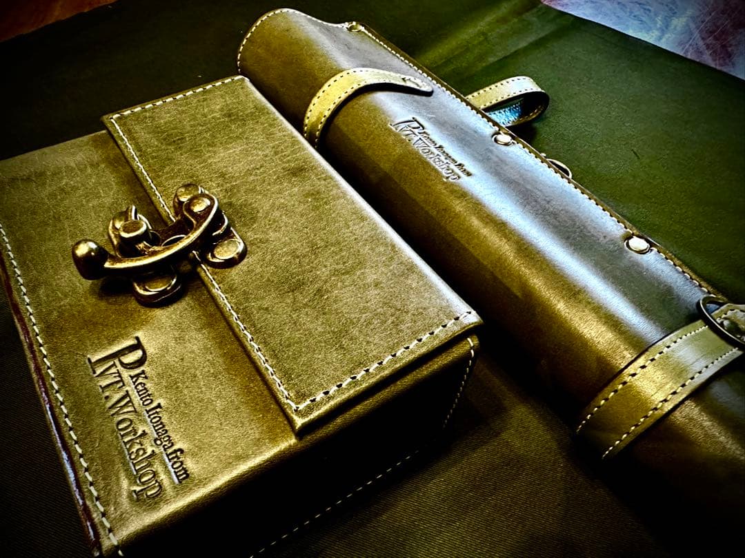 特価品！Pvt.Workshop 極CL 本革　デッキケース プレマケース