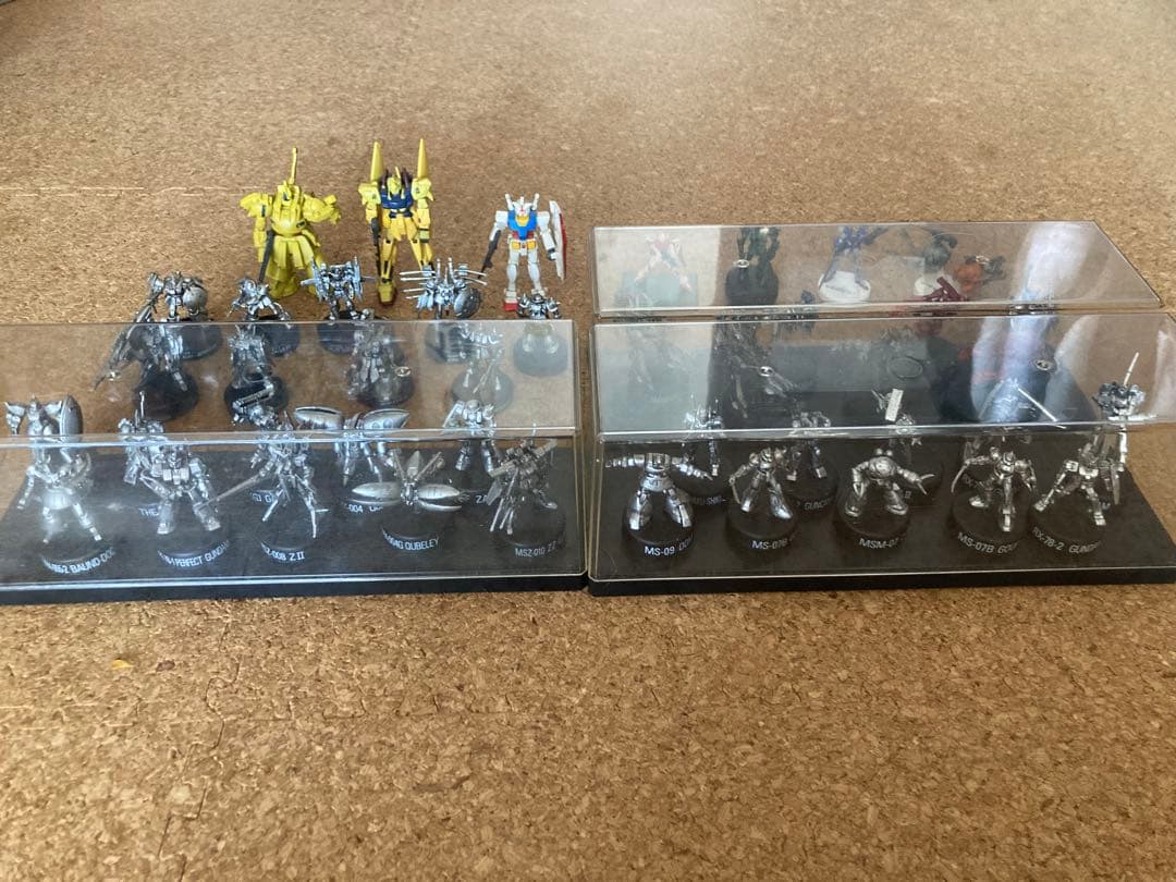ガンダム ミニフィギュア セレクション 収納ケース付き