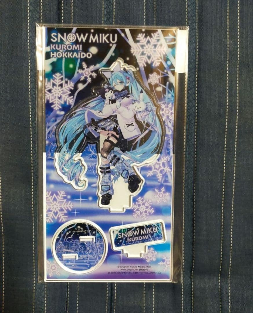 ③　2026年 雪ミク×クロミ　チェック柄　 7点セット