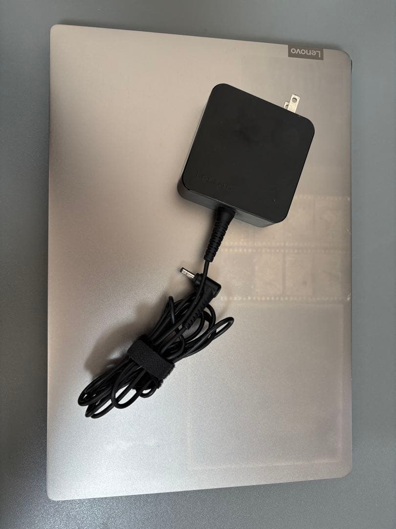 Lenovo Ideapad 530S　ノートパソコン本体　中古品