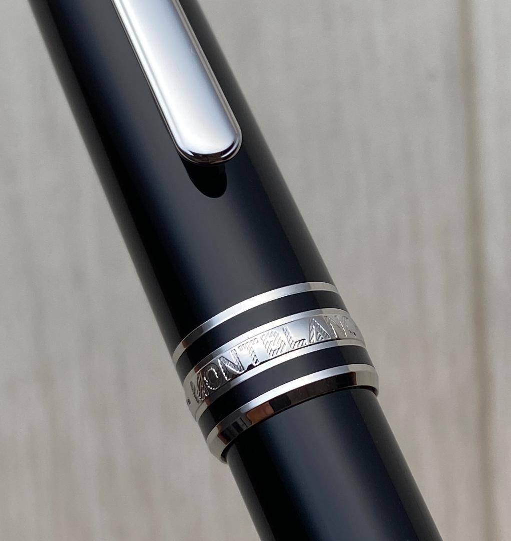 現行品　未使用に近い モンブラン プラチナライン P164 ブラック ボールペン