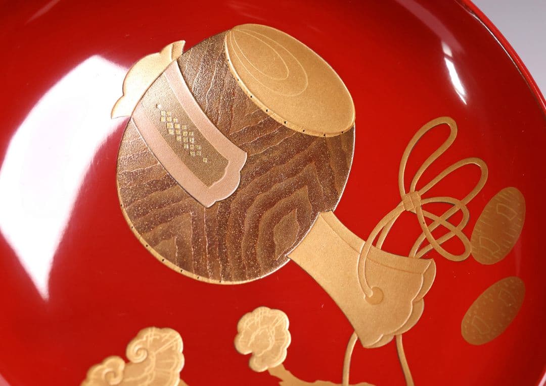 【CM360】輪島塗 宝尽くし金蒔絵 朱塗椀 二客 小槌 軍配 霊芝 木製漆器