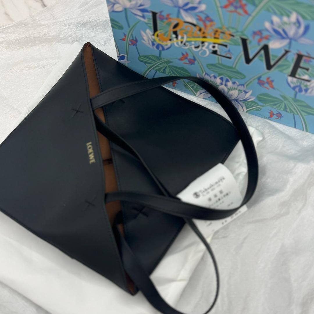 ブラックレザー ショルダーバッグ