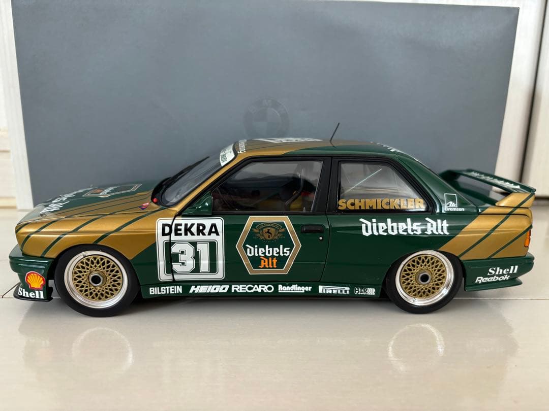 BMW M3 E30 German Touring 1990 ミニチャンプス18